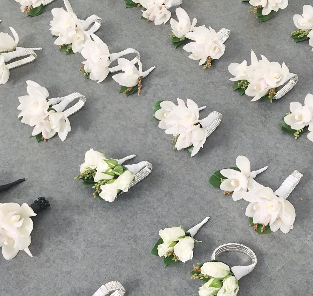 Corsage & Buttonhole Set