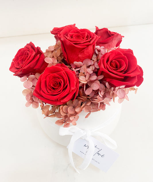 Half a Dozen Forever Roses - Red