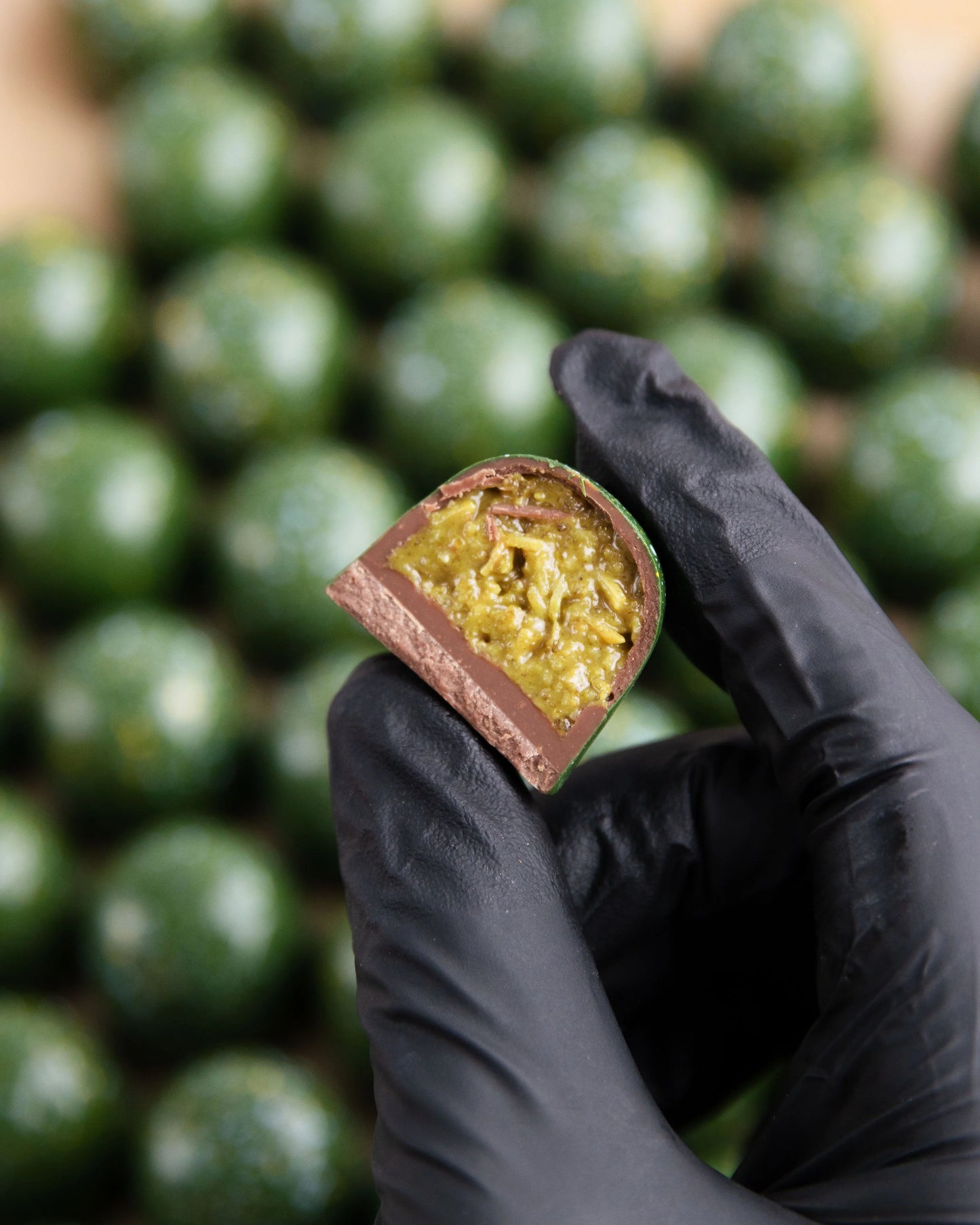 6 Piece Pistachio Knafeh Bonbons